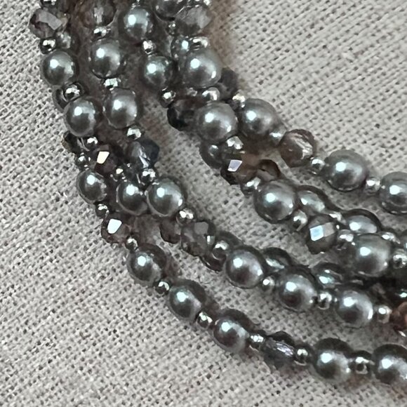 Loft Multi-strand Beaded Grey/Silver Necklace - Picture 2 of 7